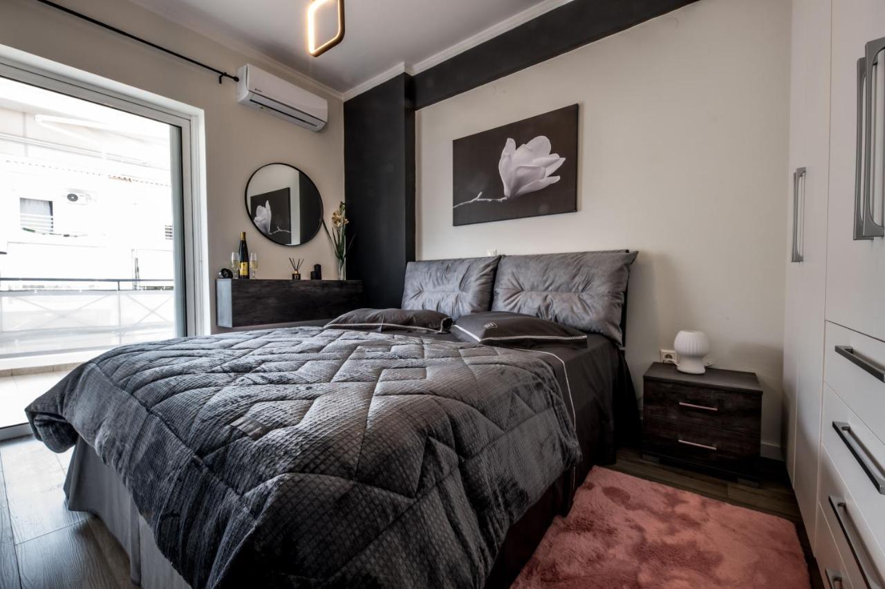 Escape Luxury Apartment ナフプリオ エクステリア 写真