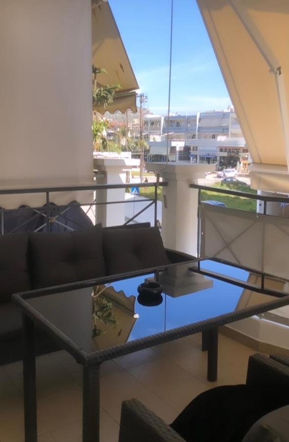Escape Luxury Apartment ナフプリオ エクステリア 写真